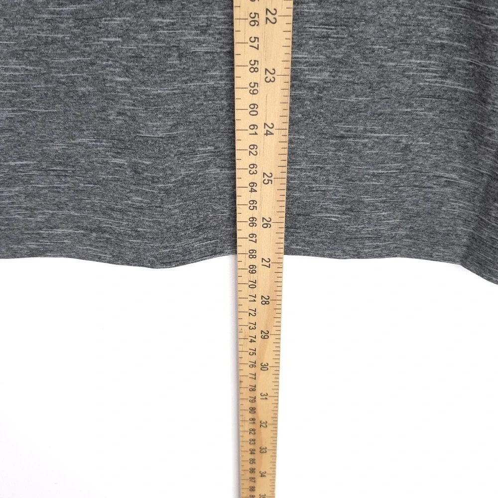 Nike Swim Dri Fit Gray Long Sleeve Hoodie Pullover Sport SPF 40 Mens Size Medium